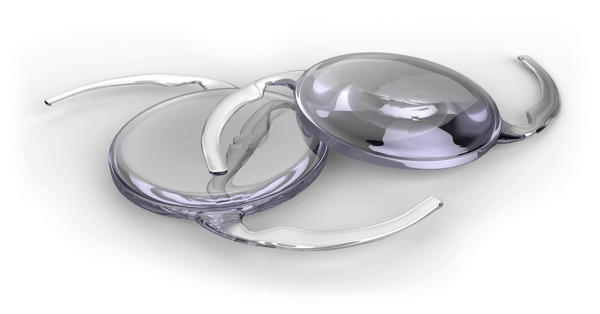 lens implant surgery image